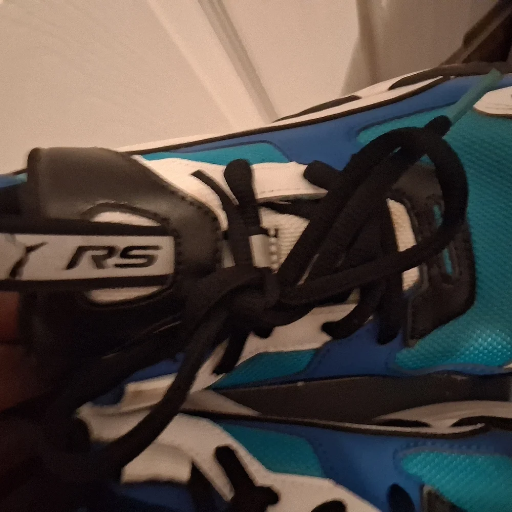 Puma Sneakers